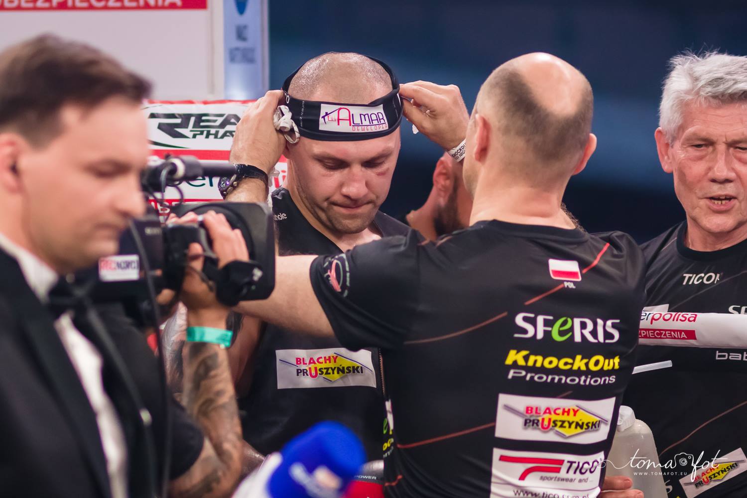 Almar Deweloper wspierał Krzysztofa Głowackiego podczas walki 12 maja